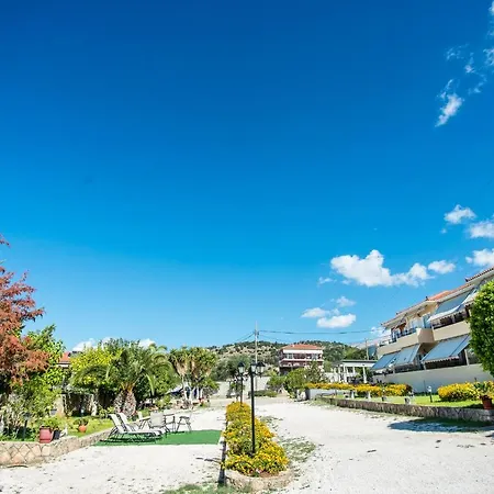 Aristotelis * Razáta