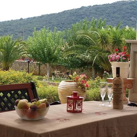 Apartman Aristotelis Razáta